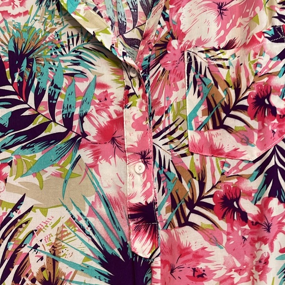 Women’s Floral Flowy Top - Picture 5 of 7